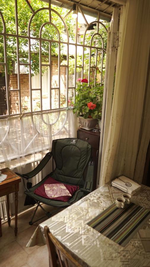 Cozy And Center Apartment Tbilisi Exterior photo