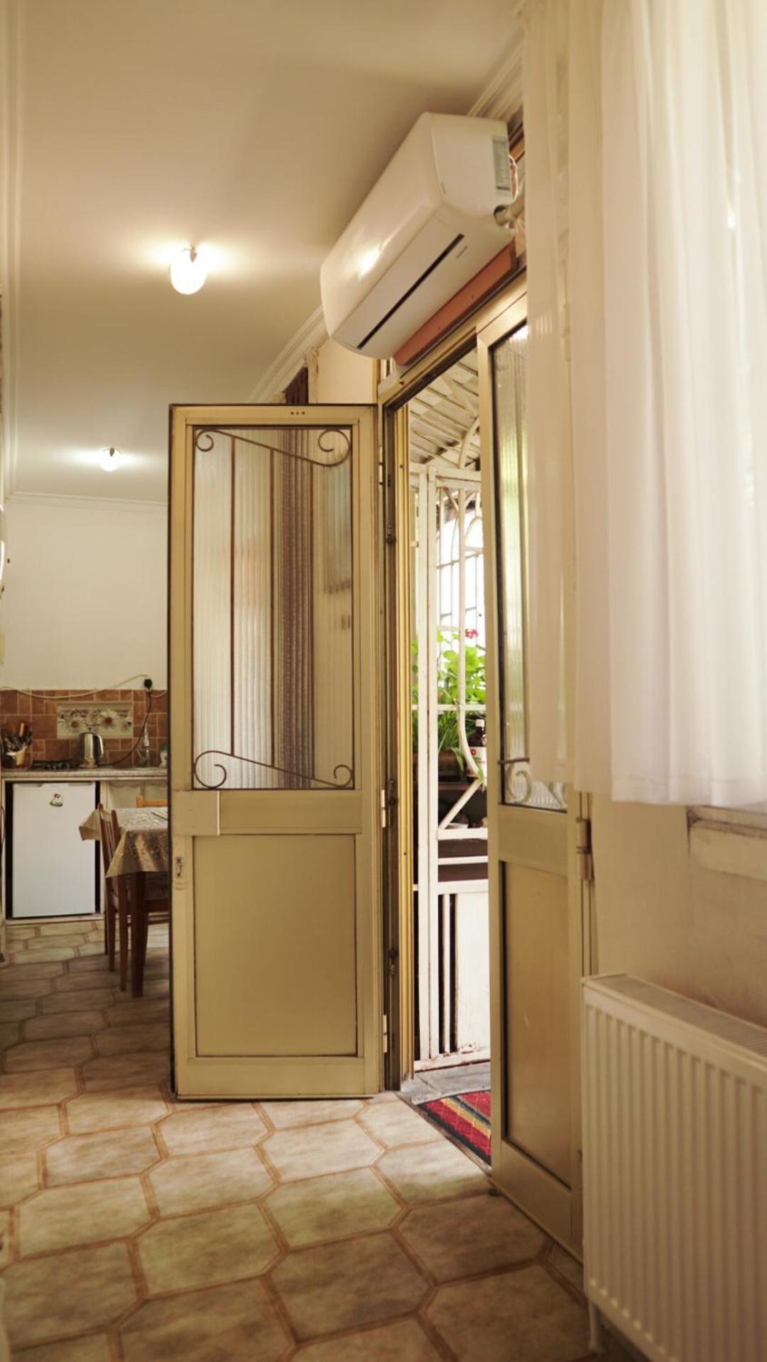 Cozy And Center Apartment Tbilisi Exterior photo